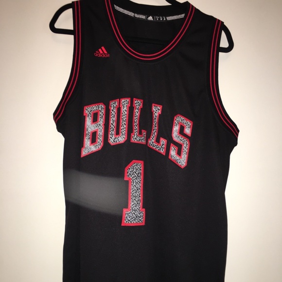 rose bulls jersey